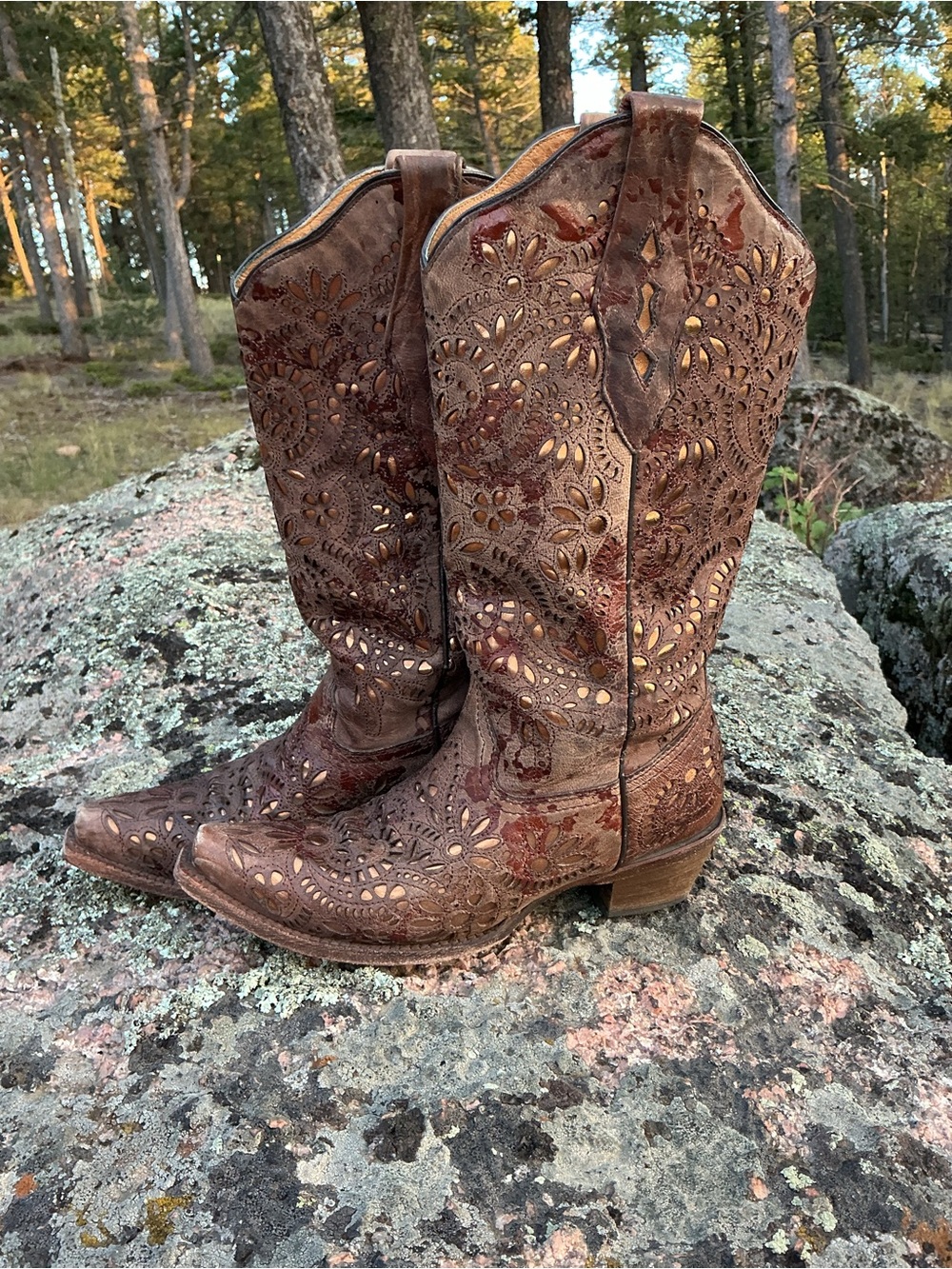 Corral Leather Floral Gold Cutout Western Cowboy Boots 7.5M - Picture 9 of 16